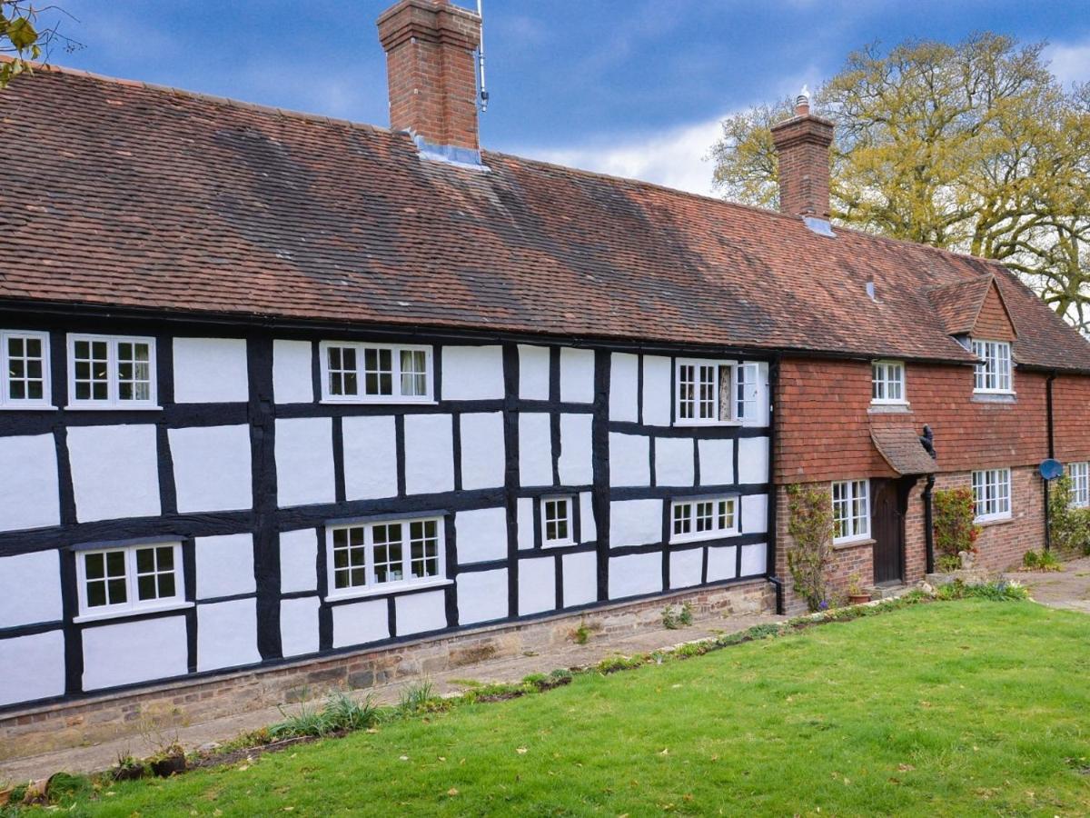 Twyford Farm B&B Haywards Heath Bagian luar foto